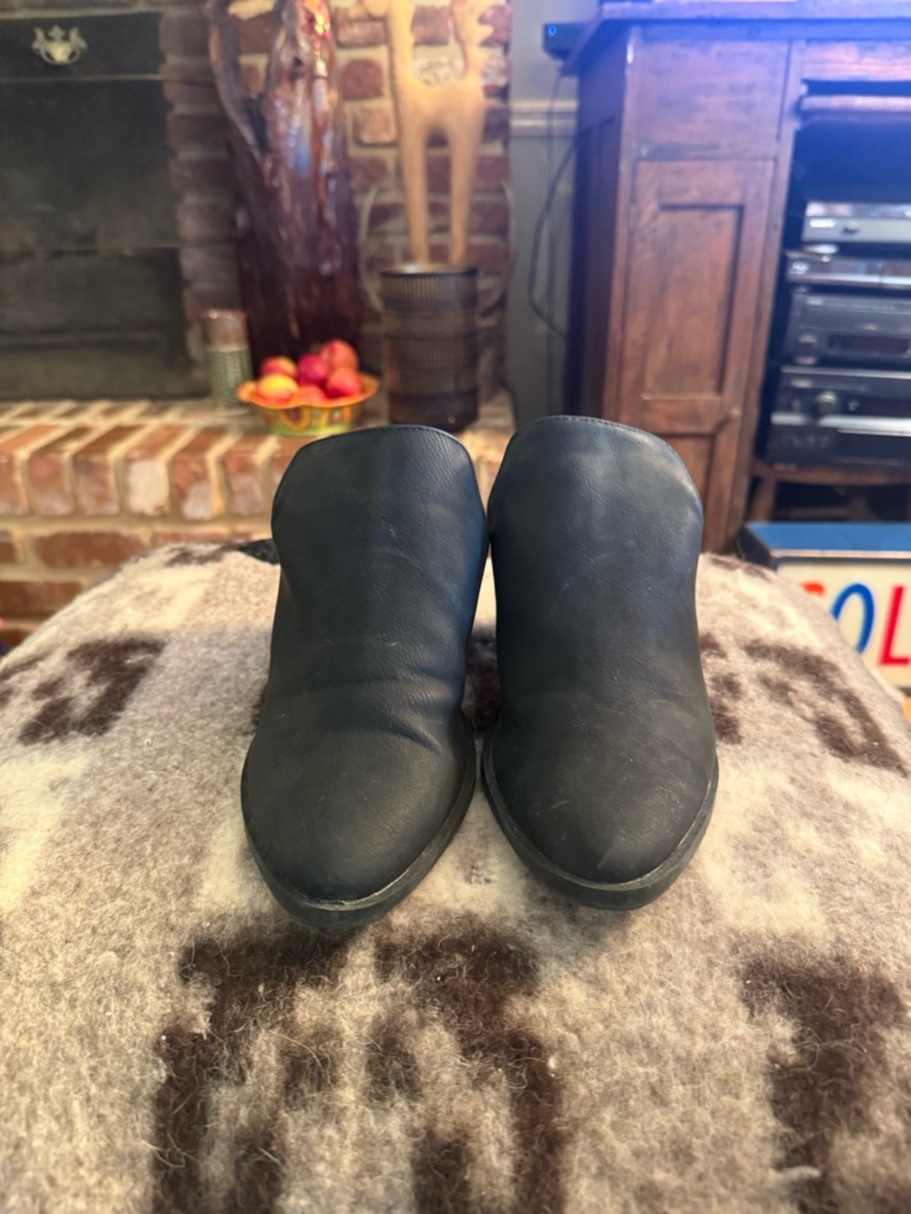 Zigi Soho Black Leather Mule Clogs